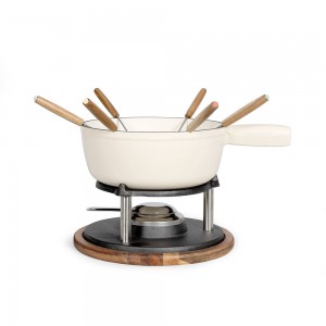 Traditional fondue set